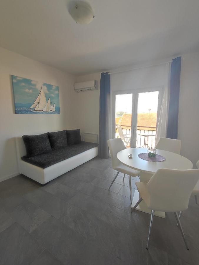 Apartman Providenca - Trogir - Close To Beach 外观 照片